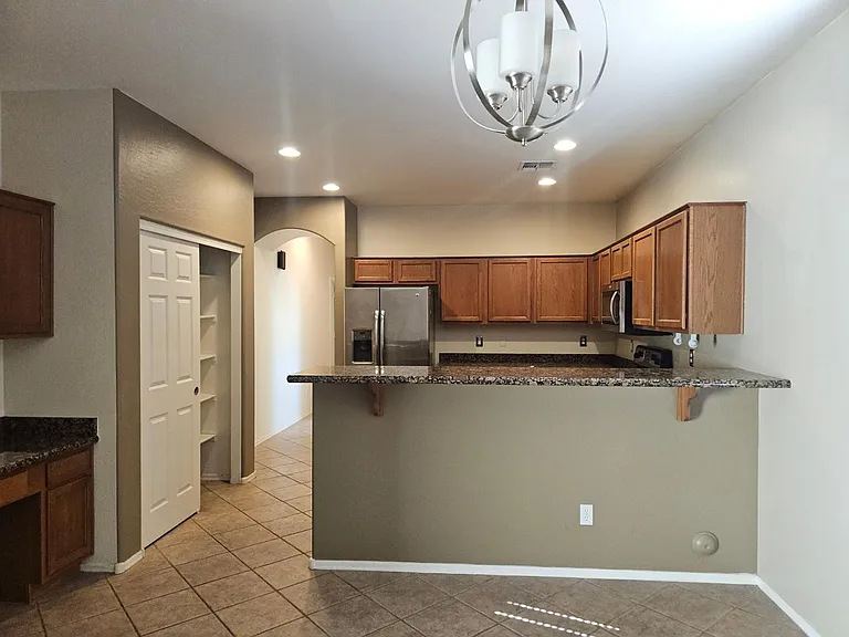 18515 W Caribbean Ln — Photo 11