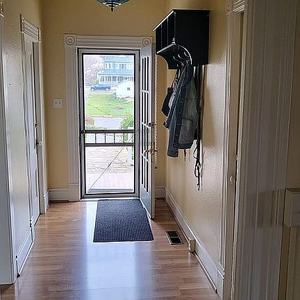 5th image of 5077 Bullion St