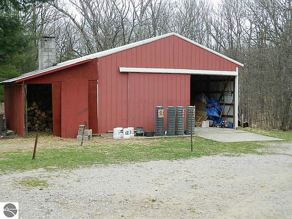 5th image of 5651 E Haskell Lake Rd