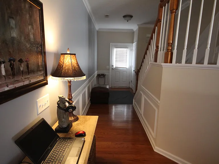 9137 McAlwaine Preserve Ave — Photo 2