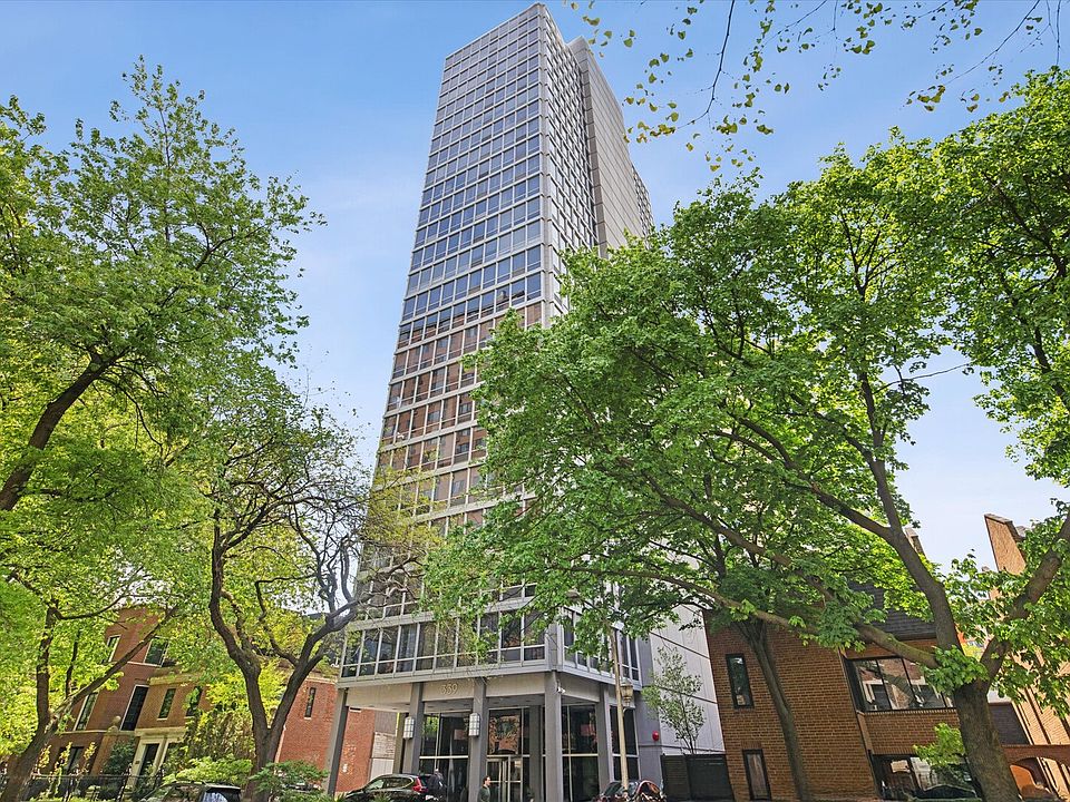 1st image of 339 W Barry Ave APT 24a