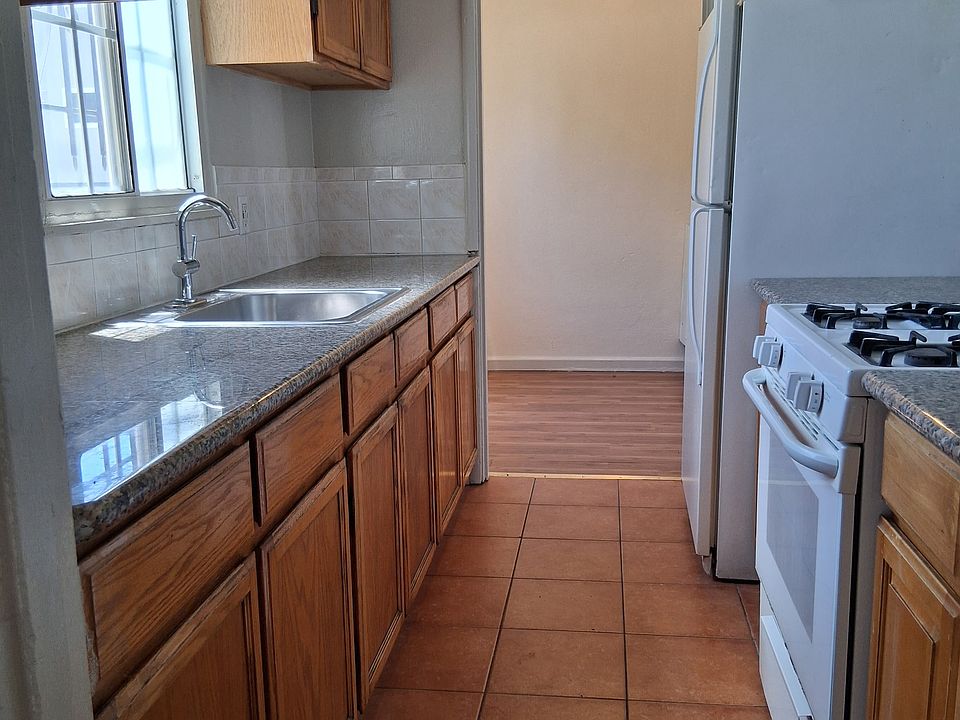 1st image of 2138 High St APT B