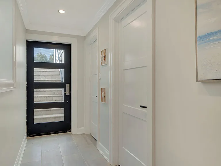 165 Marine Pl — Photo 27
