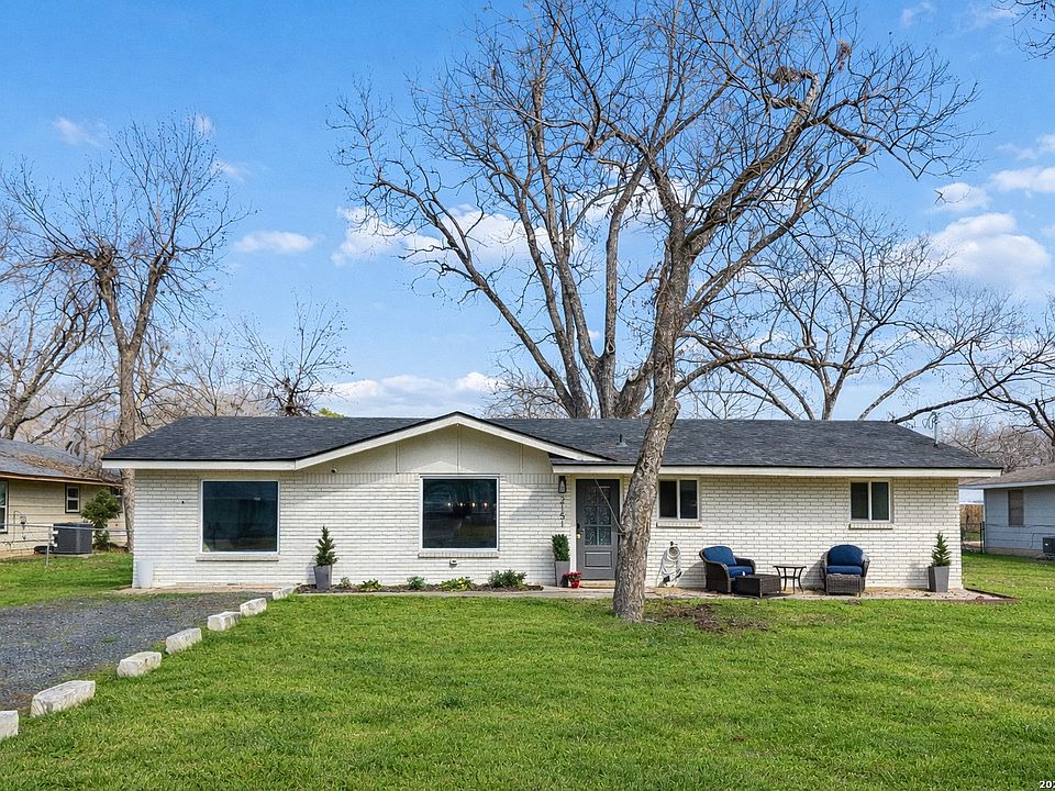 1st image of 2151 Gruene