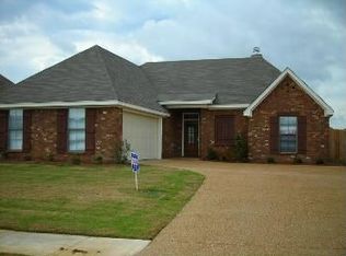 800 Wedgewood Ct, Brandon, MS 39047
