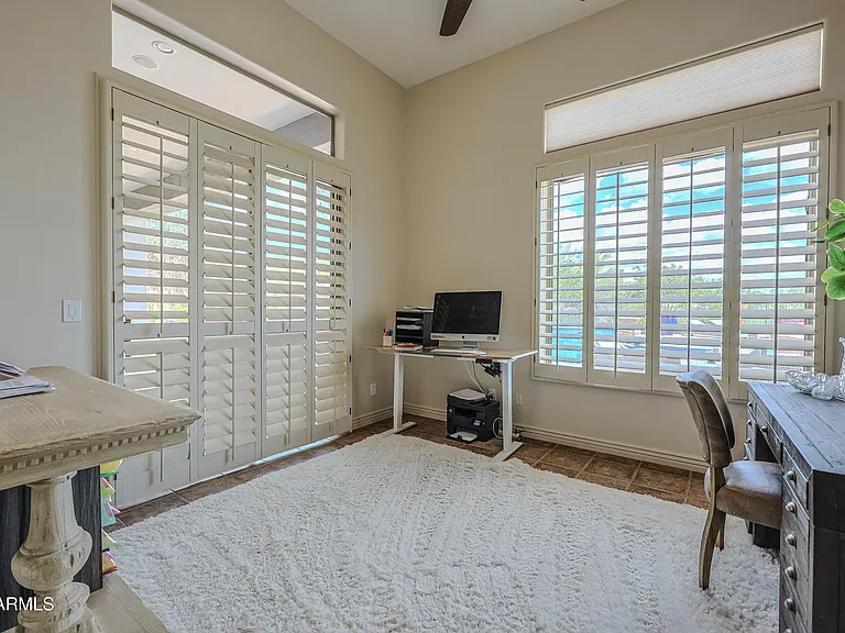 42405 N Harbour Town Ct — Photo 19