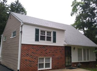 697 Old Marple Rd, Media, PA 19064