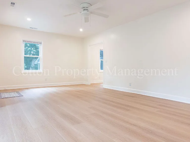 4204 Wrightsville Ave — Photo 9