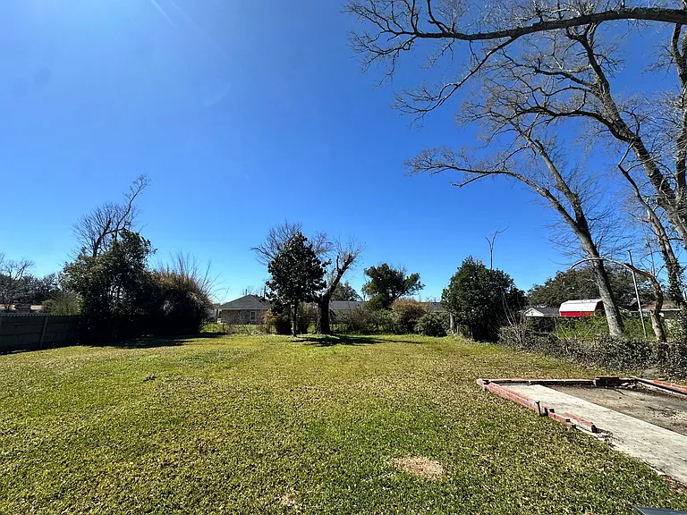 3806 Harvard St — Photo 11