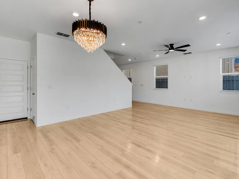 12628 Hereford Ave — Photo 12