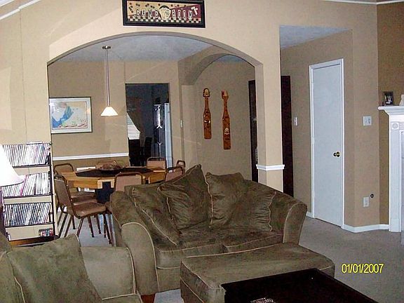 3rd image of 8334 Woodland Willows Dr