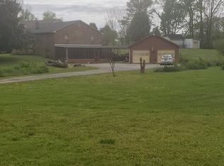 224 Woods Chapel Rd, Harriman, TN 37748