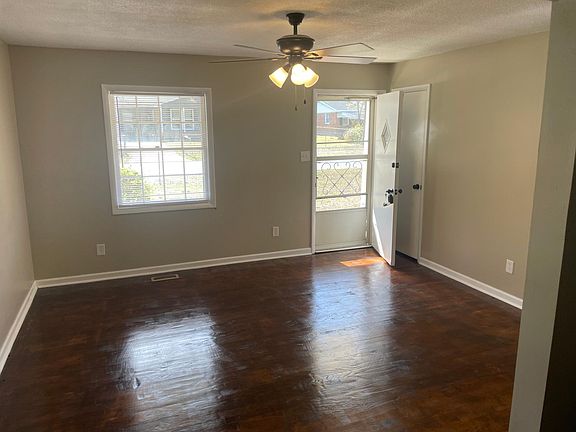 3rd image of 313 Dudley Dr