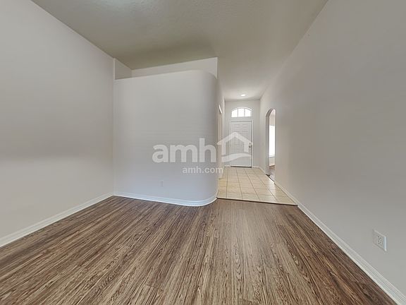 4th image of 12741 Standbridge Dr