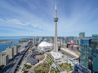 12 York St #5207, Toronto, ON M5J 0E4