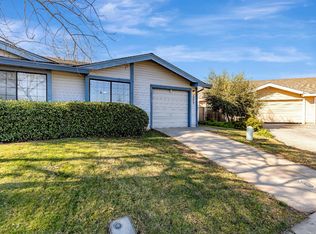 10457 Sierra Crest Dr, Rancho Cordova, CA