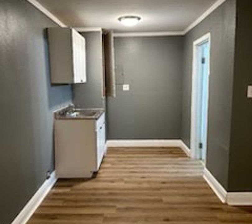 Lovely Studio 1805 S Beech St Pine Bluff AR Zillow