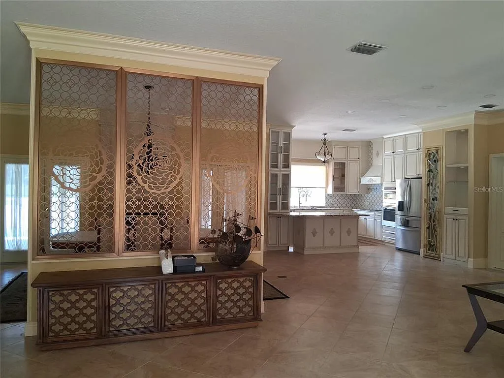 4 bed, 3.0 bath, 2119 sqft, $6,000 — Photo 4