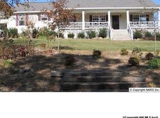 374 Rush Cir, Guntersville, AL 35976