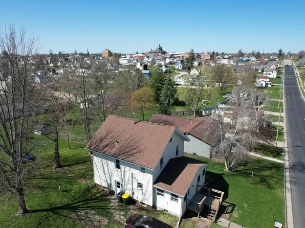 519 East Elm Street, Lancaster, WI 53813