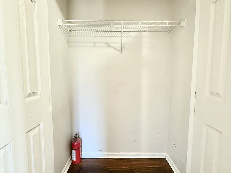 1823 S Napa St — Photo 33