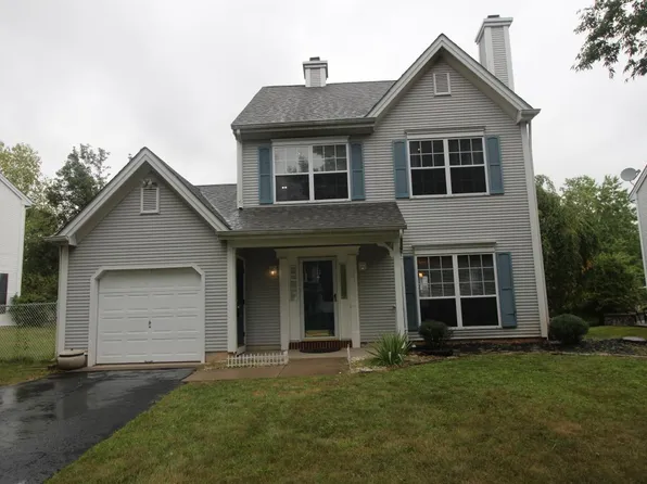 15 Colson Ct, Piscataway, NJ 08854