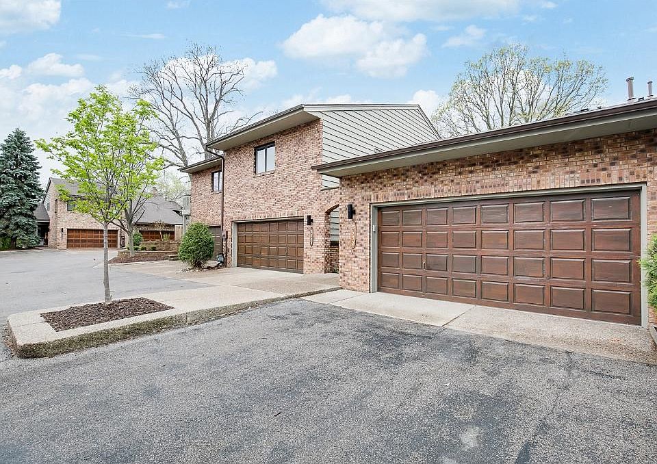 Disclosure Alternatives - 5532 Village.pdf