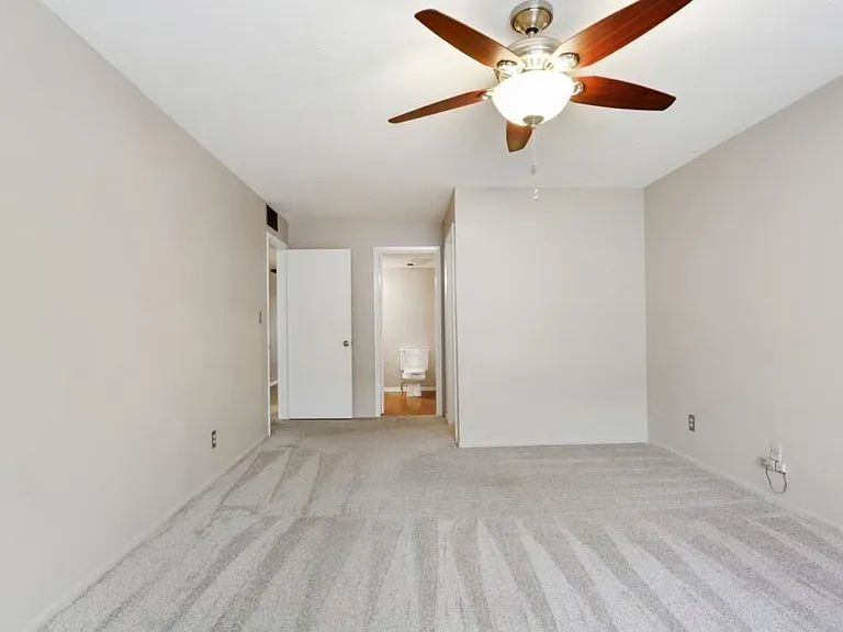 52 Arbor End SE — Photo 10