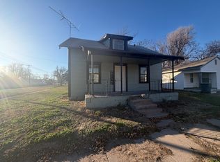 601 N Grandview St, Hutchinson, KS 67501