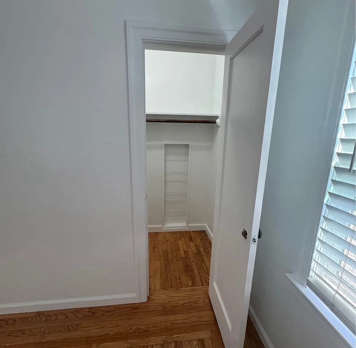 2 bed, 1116 sqft, $2,700 — Photo 4
