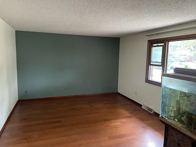 2410 Chama Ave — Photo 3