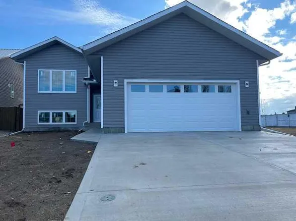 144 W Upland Ave W, Brooks, AB T1R 1N1