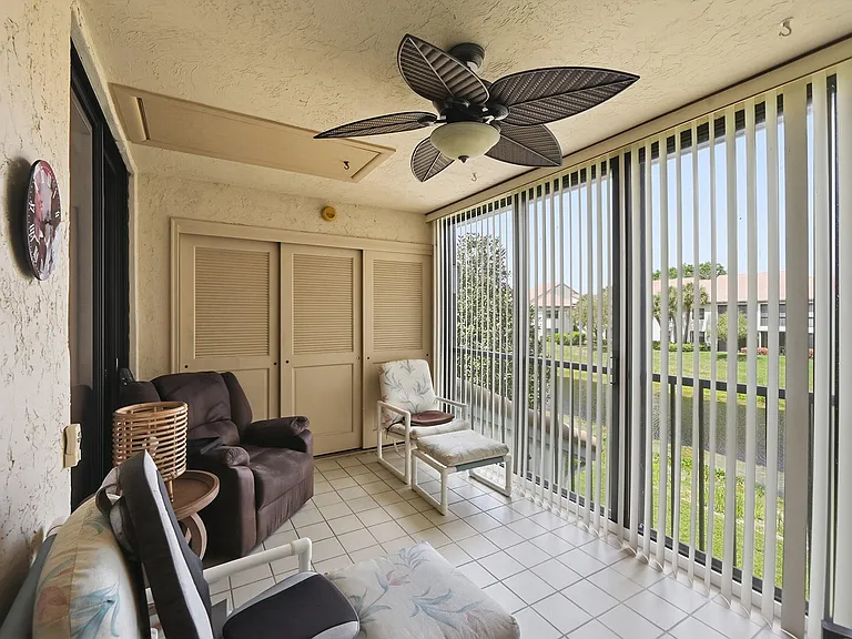 5395 Firenze Dr #K — Photo 18