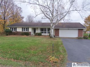 10347 Chestnut Rd, Dunkirk, NY 14048