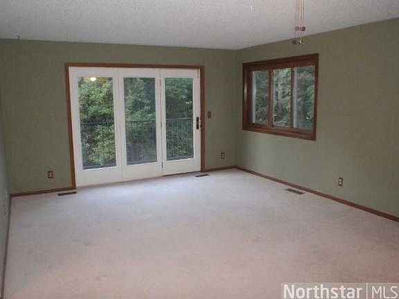 2nd image of 359 Belvidere St E #359B