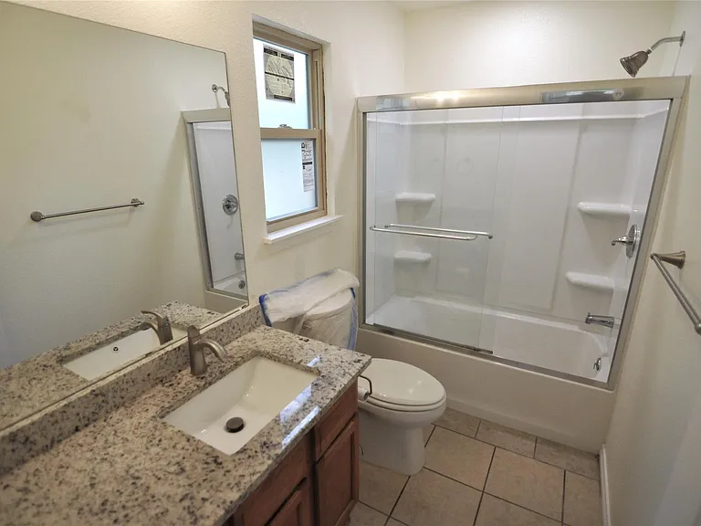 8809 Piney Point Dr #B — Photo 10