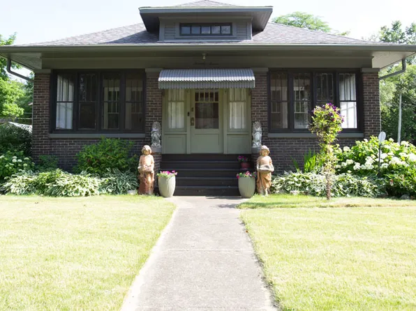 77 Main St, Saunemin, IL 61769