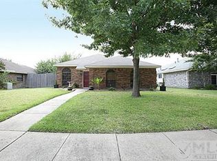 2724 Beau Dr, Mesquite, TX 75181