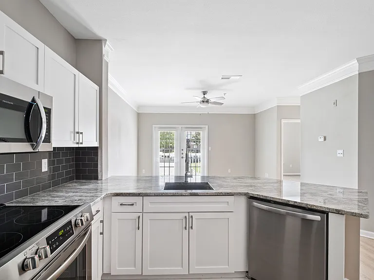 Highlands at Alexander Pointe — Photo 10