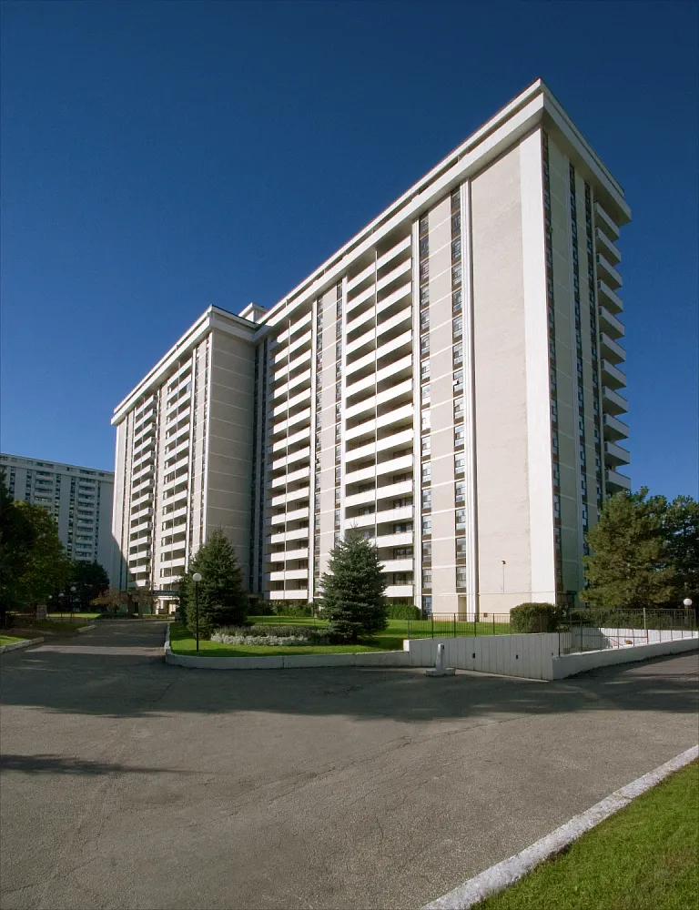 7 St. Dennis Drive — Photo 2
