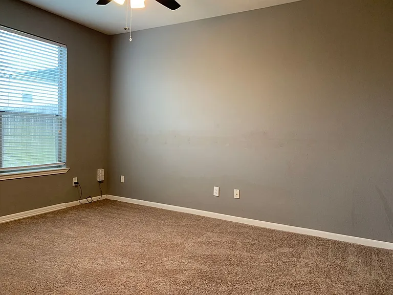 17038 Wilthorne Gardens Ct — Photo 10