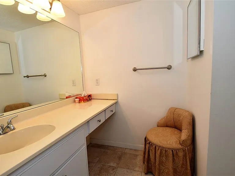 1712 Glenhouse Dr #GL417 — Photo 9