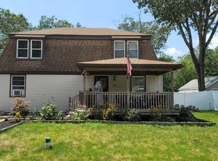 213 Cains Mill Rd, Williamstown, NJ 08094