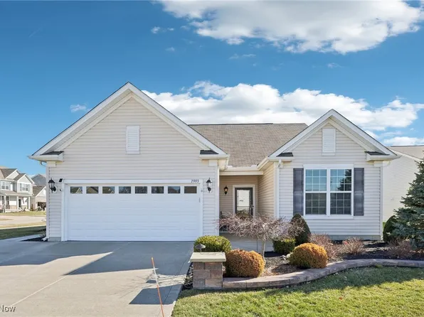 7993 Parkcroft Dr, Mentor, OH 44060