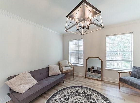5th image of 616 Lebeau St #A