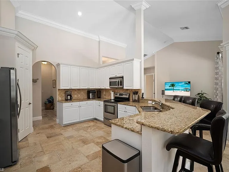 8884 Mustang Island Cir — Photo 12