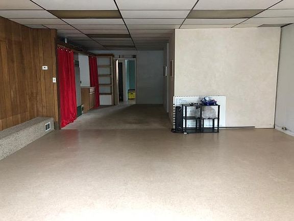 3rd image of 542 Stanton St #Commercial