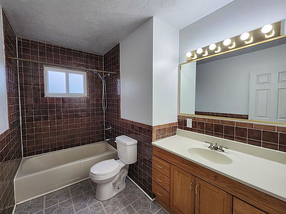 5th image of 1308 McKinley Ave