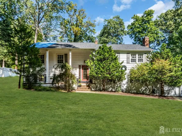 75 Dolly Dr, Parsippany, NJ 07054