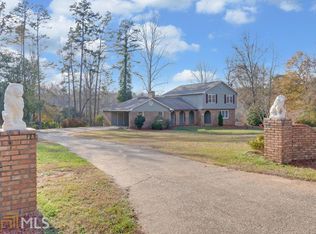1777 Cromers Bridge Rd, Royston, GA 30662